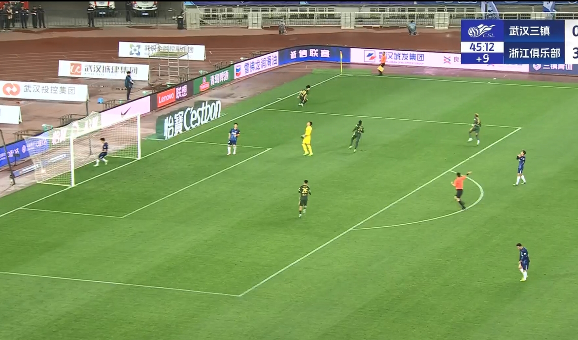 18歲王鈺棟中超處子球！三鎮(zhèn)后防白給，浙江半場(chǎng)4-0領(lǐng)先